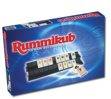 Boîte du jeu Rummikub, jeu de tuiles basé sur le rami et les combinaisons de chiffres
