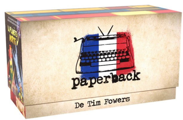 Boîte du jeu Paperback de Tim Fowers, jeu de lettres combiné avec un système de deckbuilding